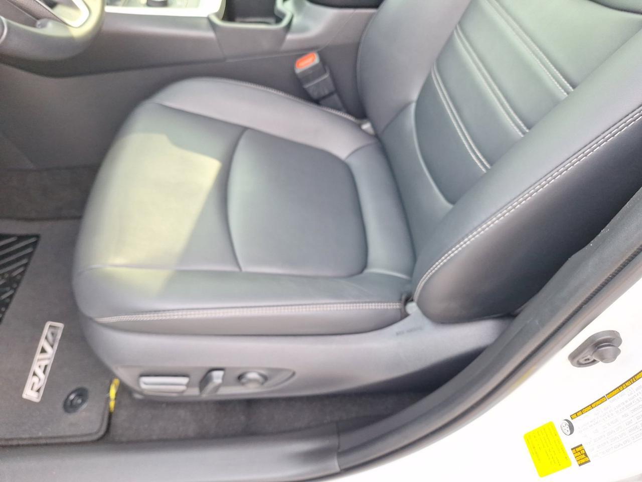 2025 Toyota RAV4 Hybrid XLE Premium Hurst TX