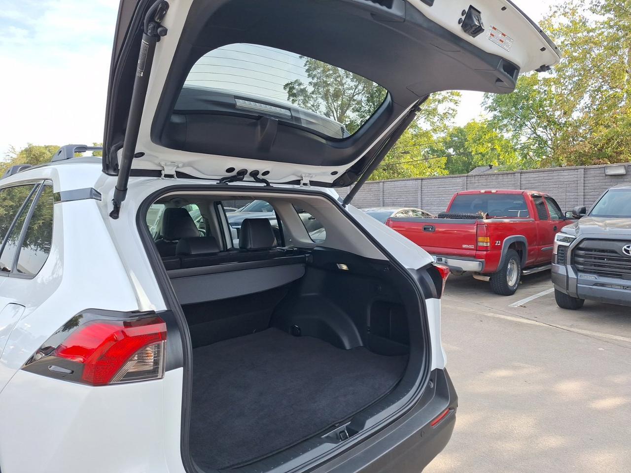 2025 Toyota RAV4 Hybrid XLE Premium Hurst TX