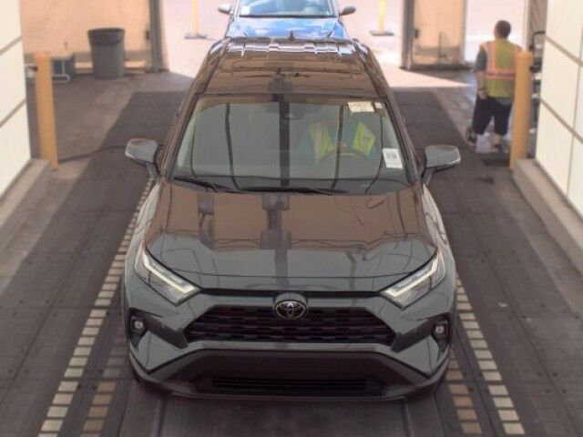 2025 Toyota RAV4 Hybrid XLE Premium