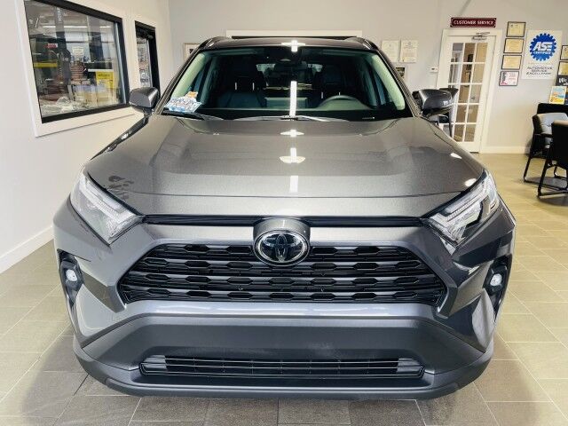 2025 Toyota RAV4 Hybrid XLE Premium