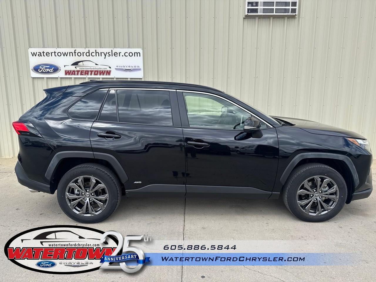 2025 Toyota RAV4 Hybrid XLE Premium