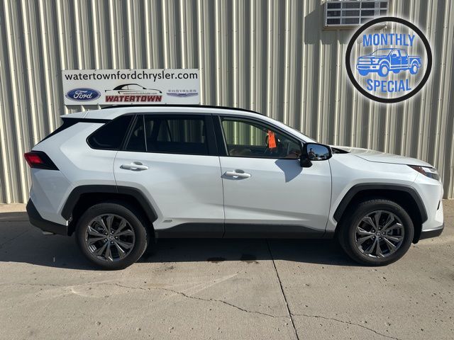 2025 Toyota RAV4 Hybrid XLE Premium