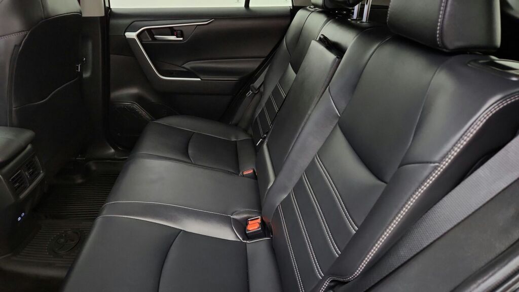 2025 Toyota RAV4 Hybrid XLE Premium Laurel MD