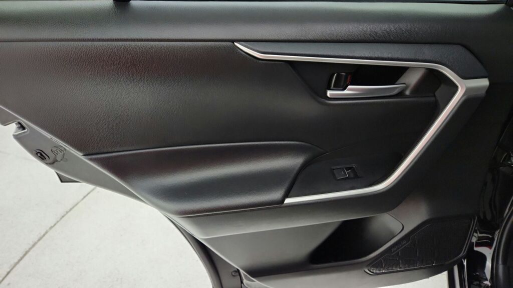 2025 Toyota RAV4 Hybrid XLE Premium Laurel MD