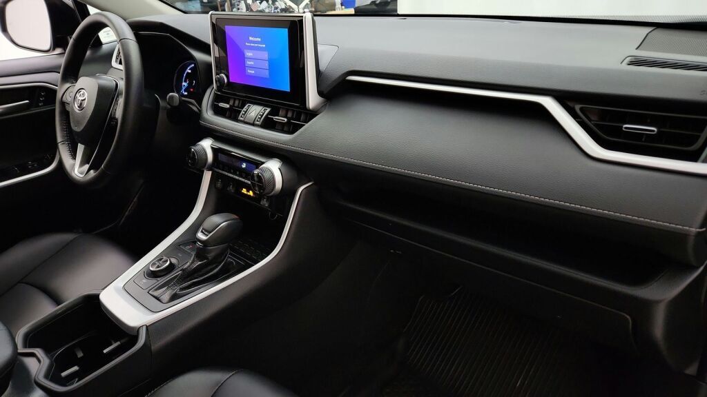 2025 Toyota RAV4 Hybrid XLE Premium Laurel MD