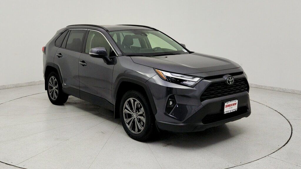 2025 Toyota RAV4 Hybrid XLE Premium