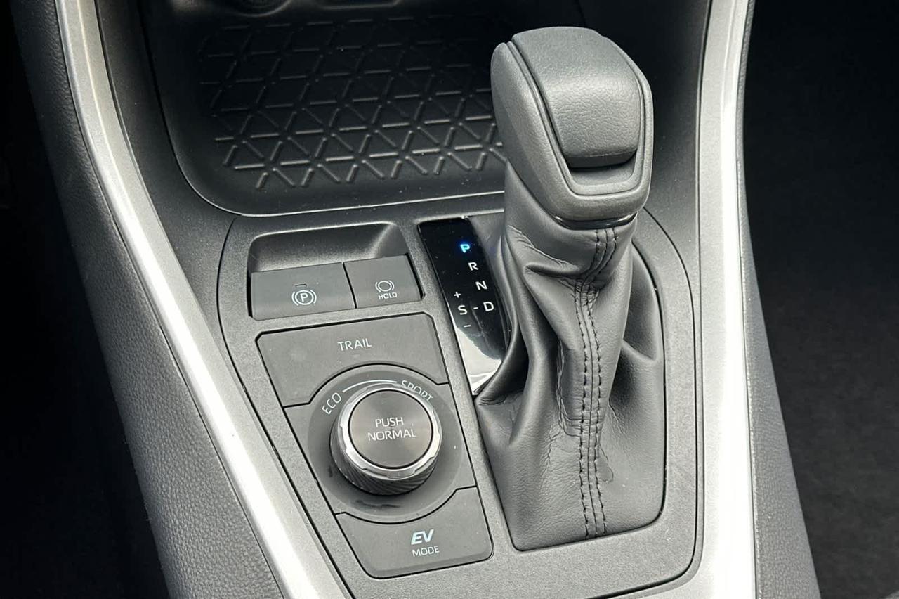 2025 Toyota RAV4 Hybrid XLE Roseville CA