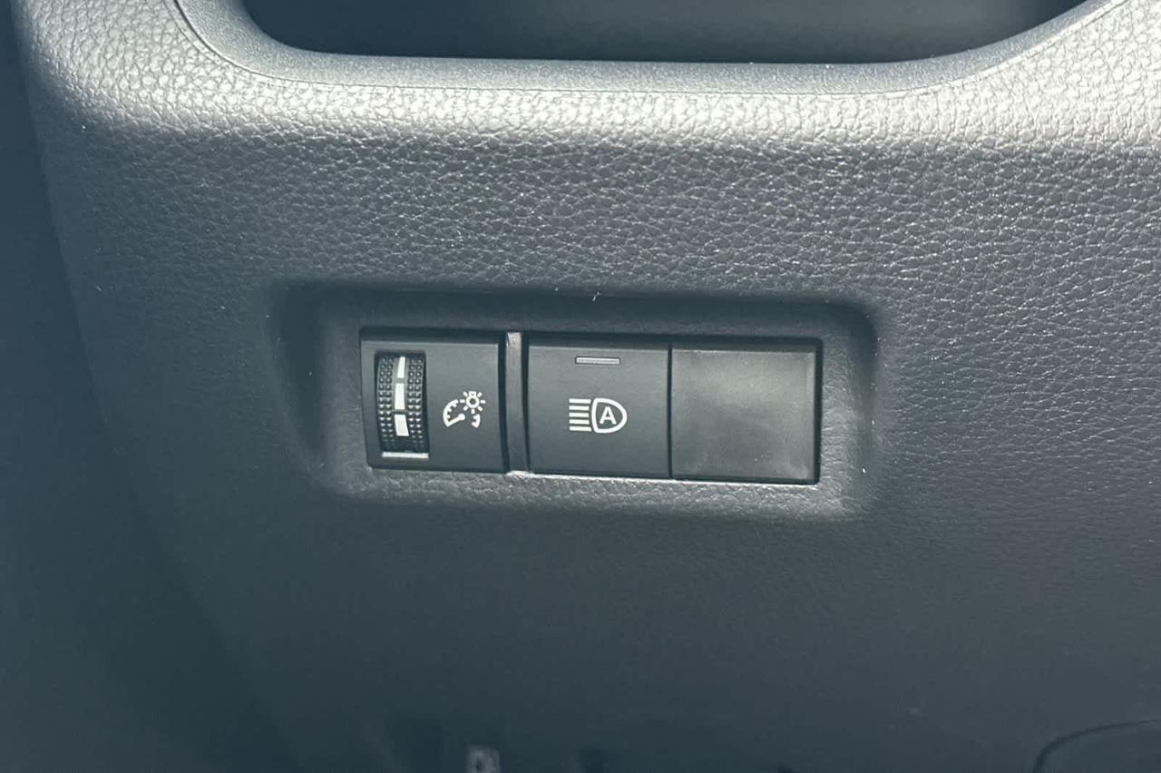 2025 Toyota RAV4 Hybrid XLE Roseville CA