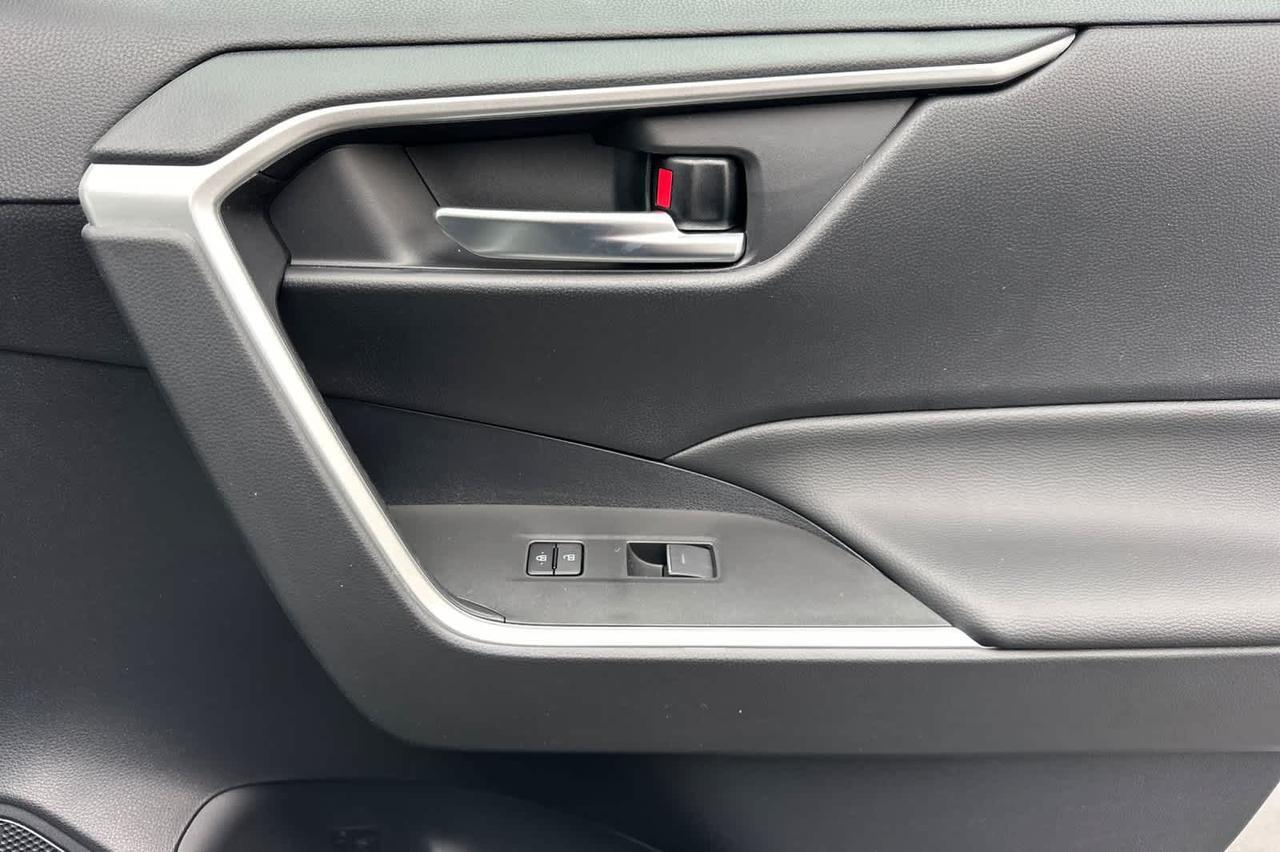 2025 Toyota RAV4 Hybrid XLE Roseville CA