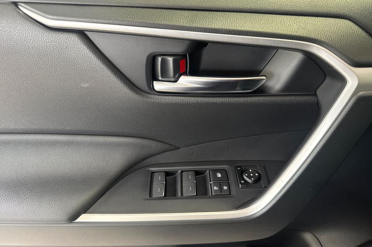 2025 Toyota RAV4 Hybrid XLE Roseville CA