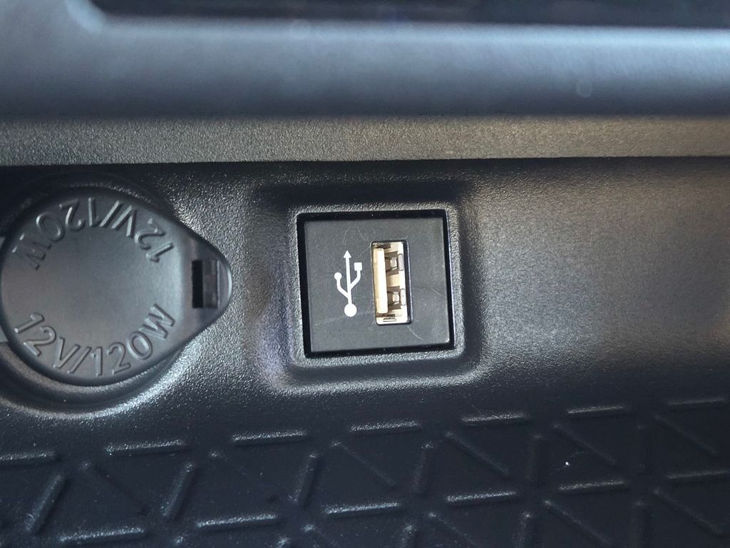 2025 Toyota RAV4 Hybrid XLE Roseville CA