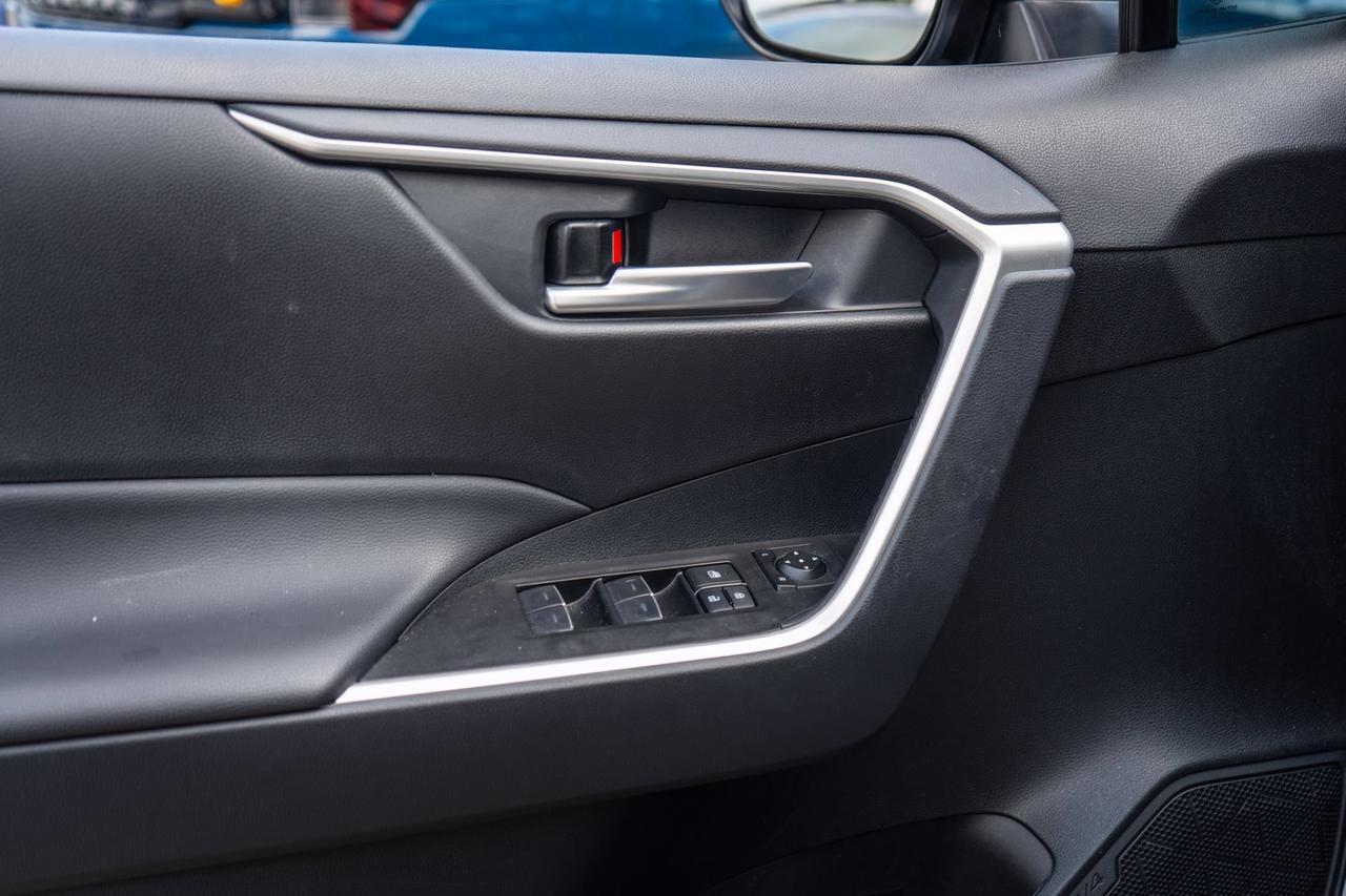 2025 Toyota RAV4 Hybrid XLE San Antonio TX