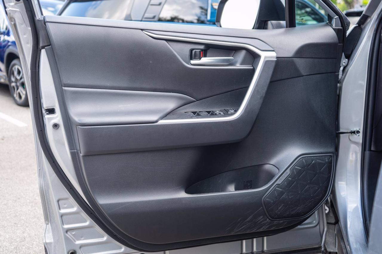 2025 Toyota RAV4 Hybrid XLE San Antonio TX