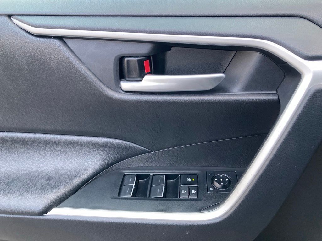 2025 Toyota RAV4 Hybrid XLE San Antonio TX