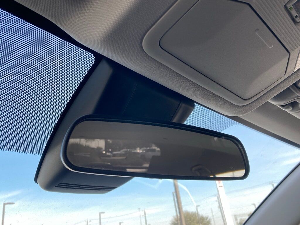 2025 Toyota RAV4 Hybrid XLE San Antonio TX