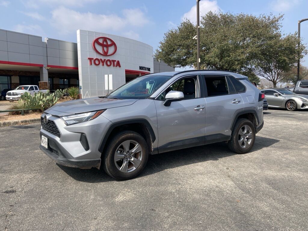2025 Toyota RAV4 Hybrid