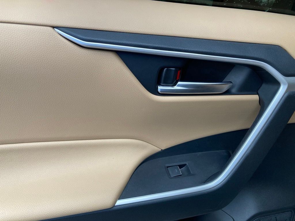 2025 Toyota RAV4 Hybrid XLE San Antonio TX