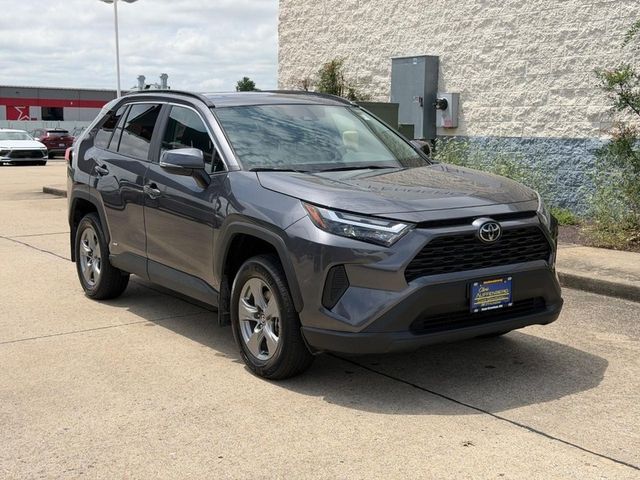 2025 Toyota RAV4 Hybrid XLE