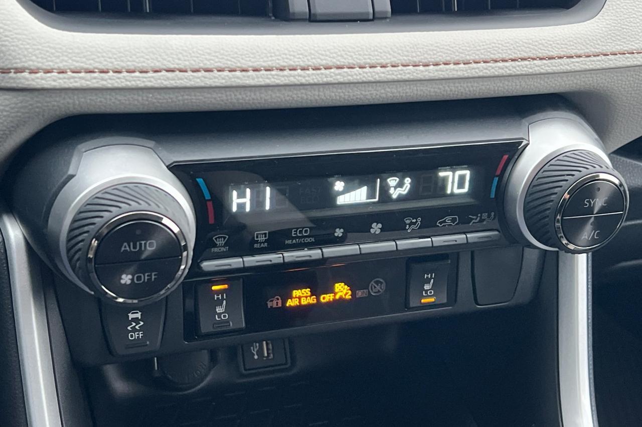 2025 Toyota RAV4 Hybrid XLE Ontario OR