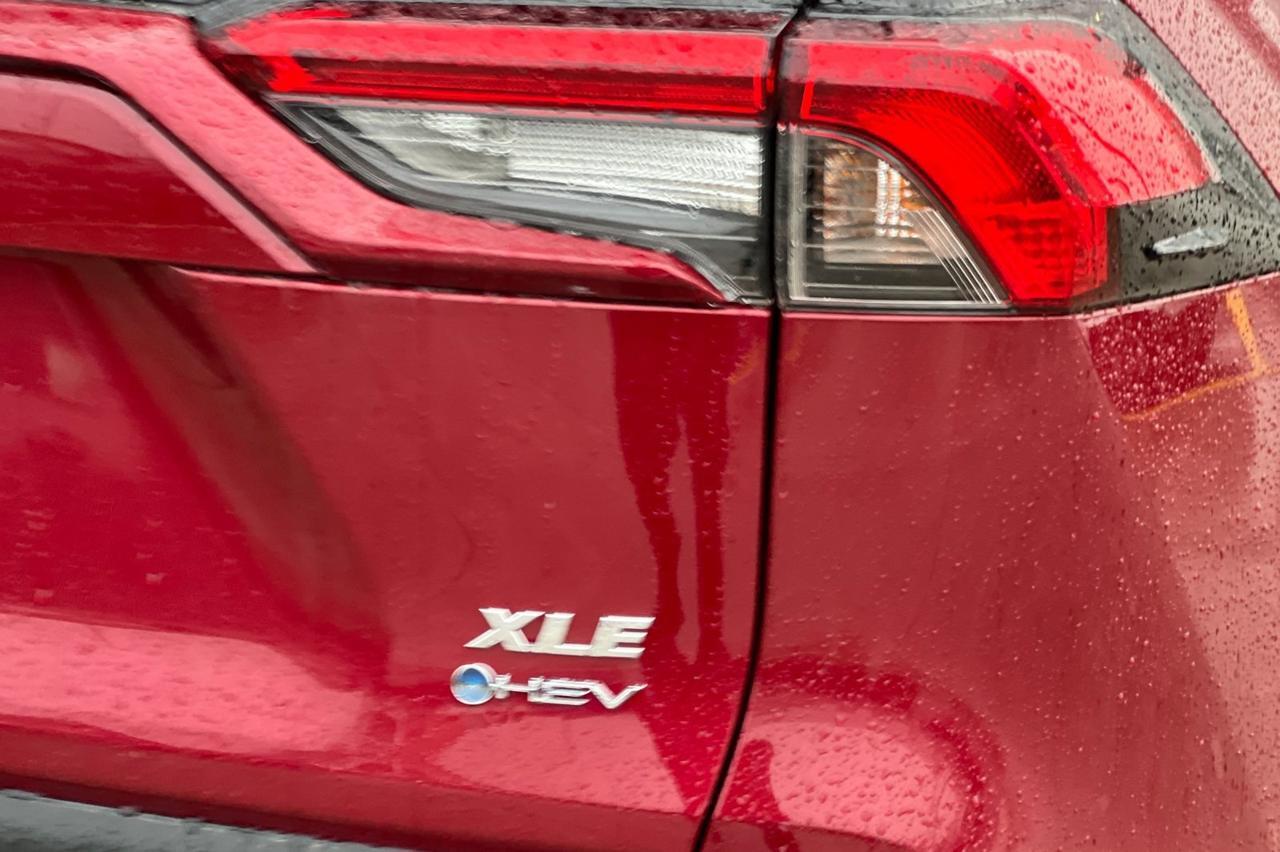 2025 Toyota RAV4 Hybrid XLE Ontario OR