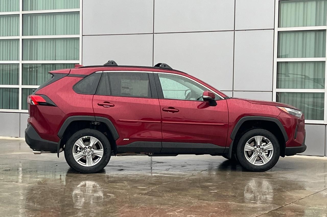 2025 Toyota RAV4 Hybrid XLE Ontario OR