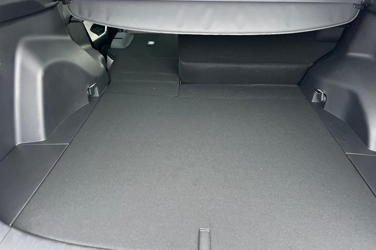 2025 Toyota RAV4 Hybrid XLE Ontario OR