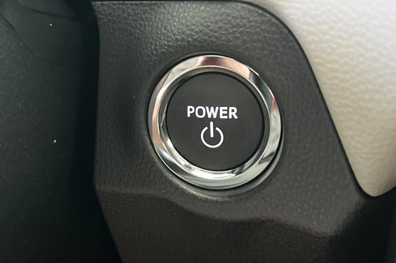 2025 Toyota RAV4 Hybrid XLE Ontario OR