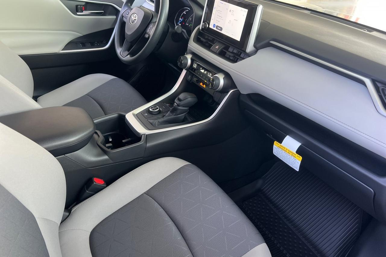 2025 Toyota RAV4 Hybrid XLE Ontario OR