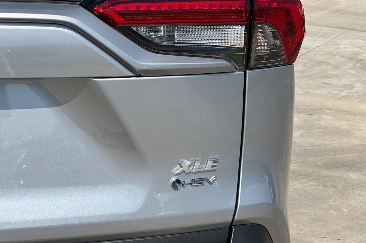 2025 Toyota RAV4 Hybrid XLE Ontario OR