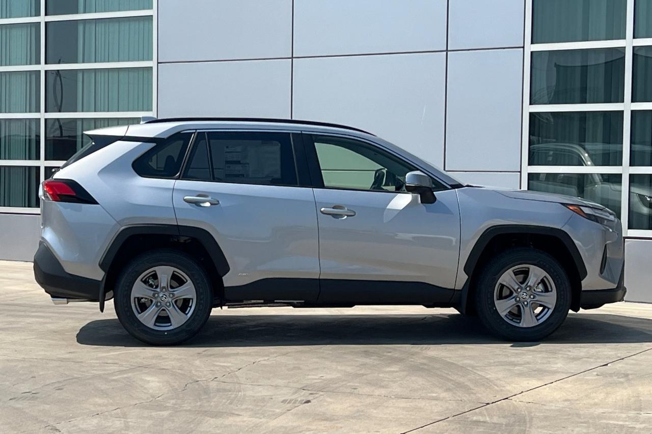 2025 Toyota RAV4 Hybrid XLE Ontario OR