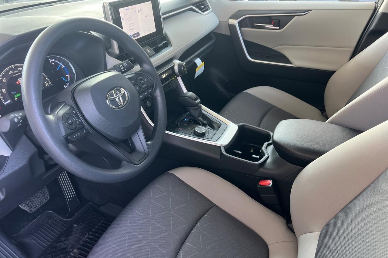 2025 Toyota RAV4 Hybrid XLE Ontario OR