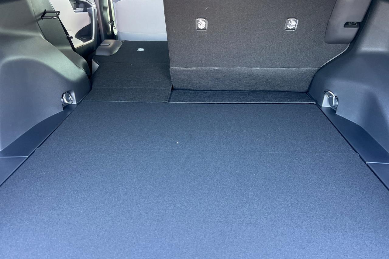 2025 Toyota RAV4 Hybrid XLE Ontario OR