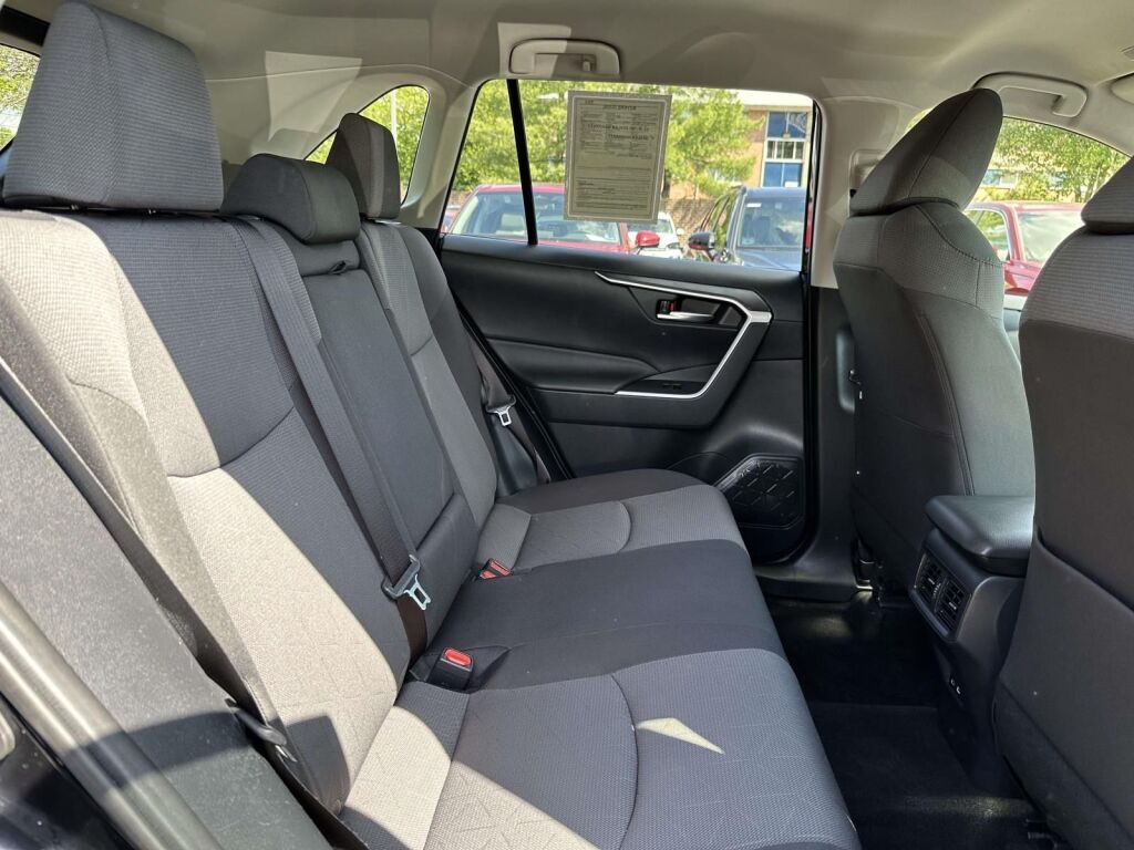 2025 Toyota RAV4 Hybrid XLE Laurel MD