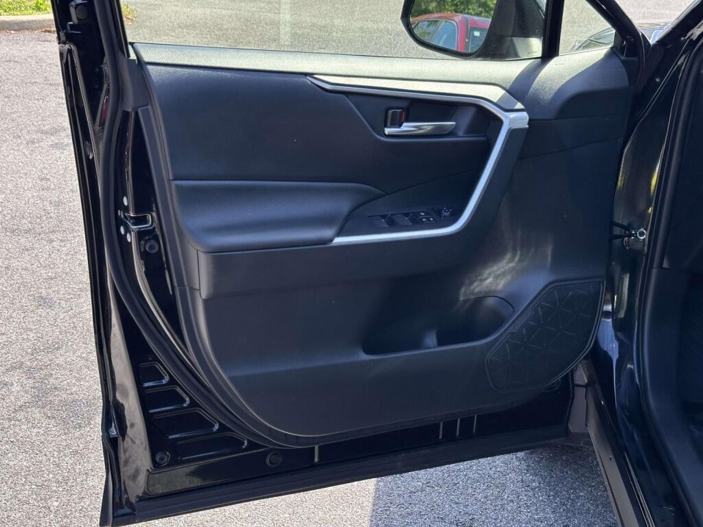 2025 Toyota RAV4 Hybrid XLE Laurel MD
