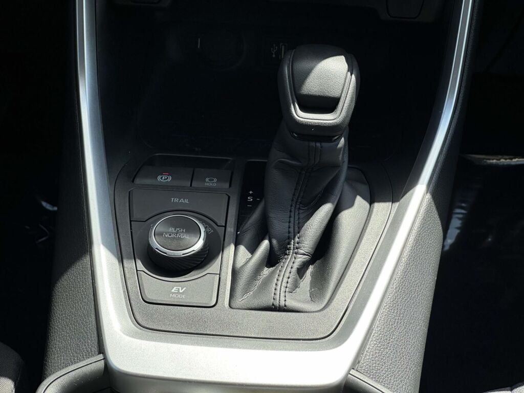 2025 Toyota RAV4 Hybrid XLE Laurel MD