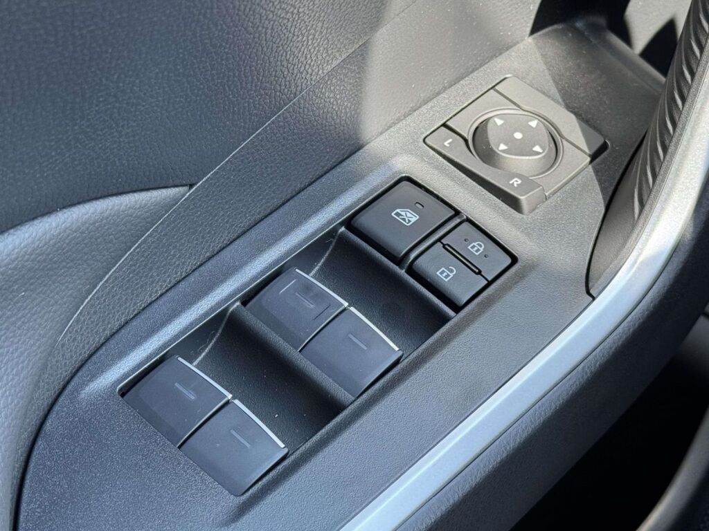 2025 Toyota RAV4 Hybrid XLE Fredericksburg VA