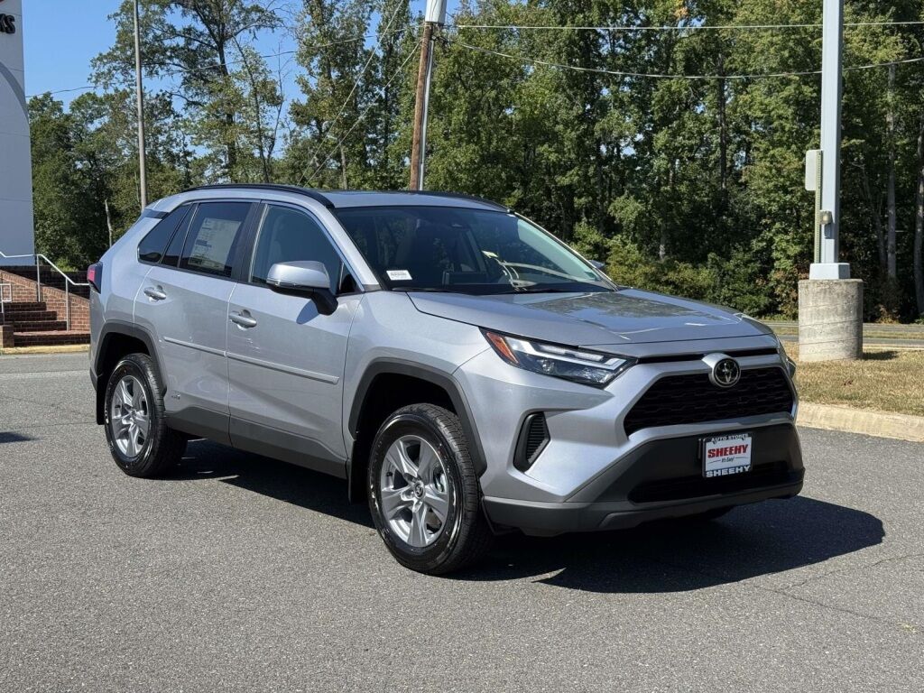 2025 Toyota RAV4 Hybrid XLE Fredericksburg VA