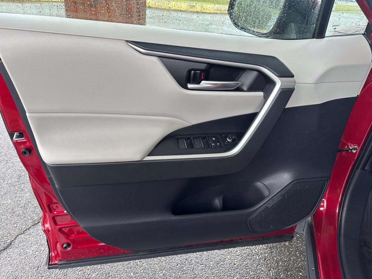 2025 Toyota RAV4 Hybrid XLE Fredericksburg VA