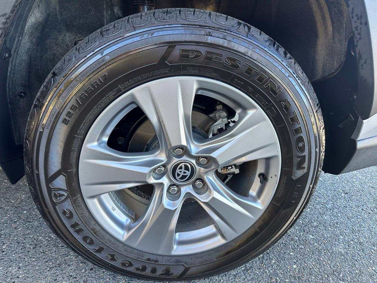 2025 Toyota RAV4 Hybrid XLE Fredericksburg VA
