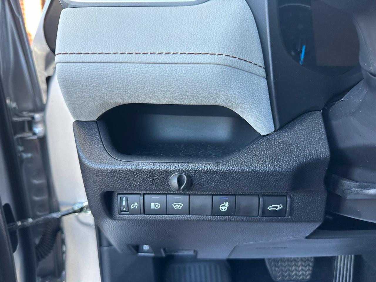 2025 Toyota RAV4 Hybrid XLE Fredericksburg VA