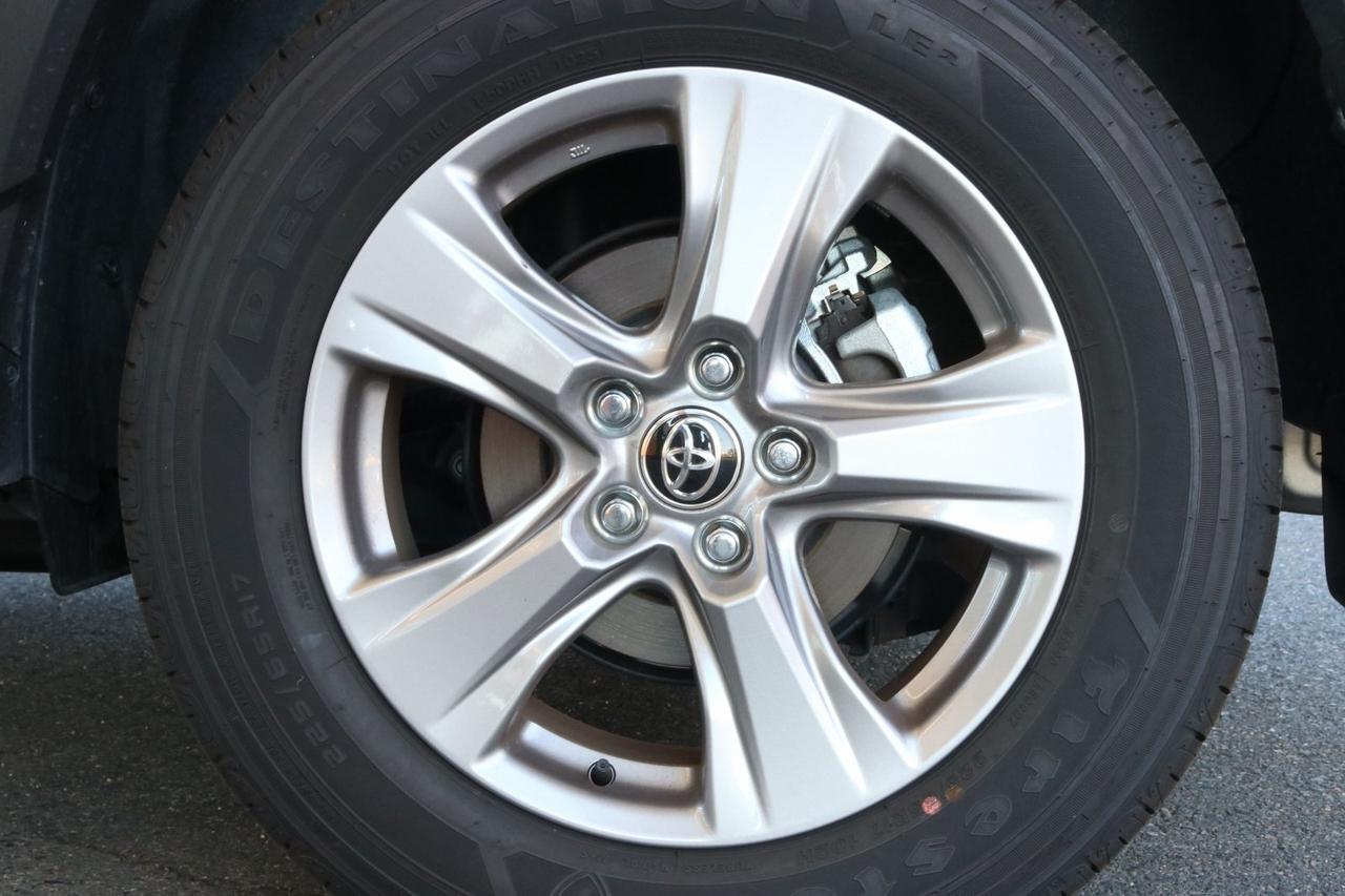 2025 Toyota RAV4 Hybrid XLE Fredericksburg VA