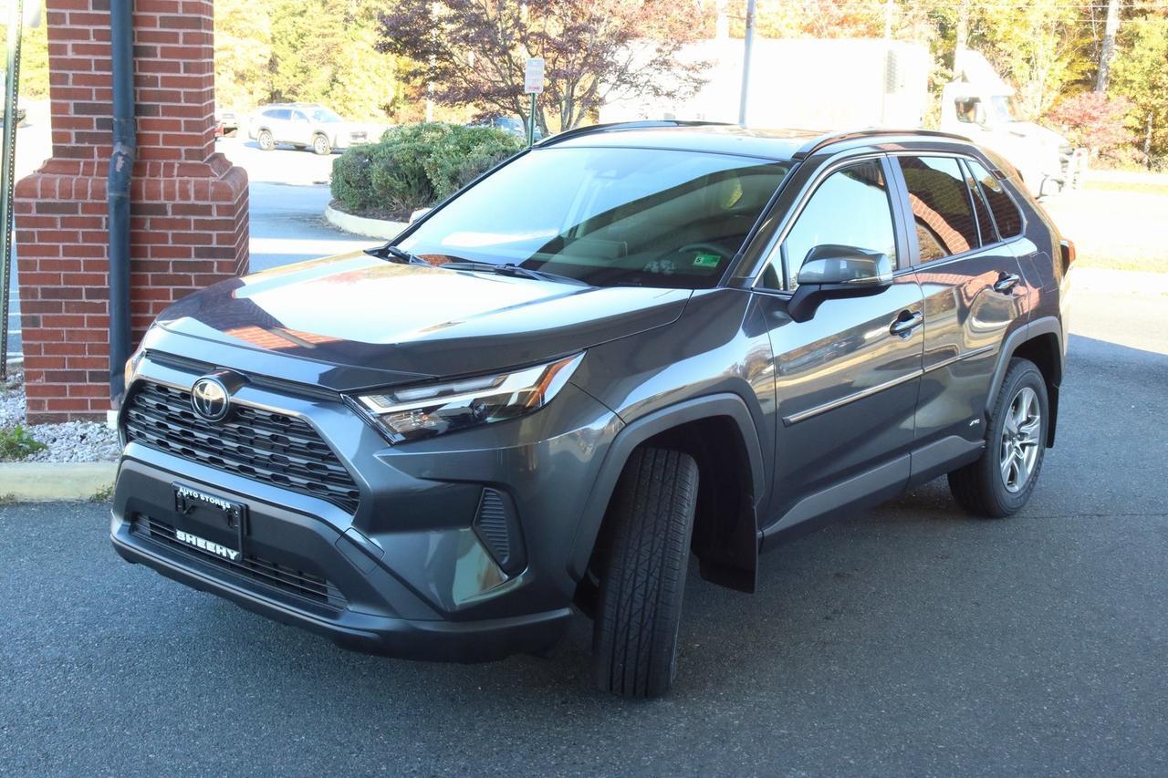 2025 Toyota RAV4 Hybrid XLE Fredericksburg VA