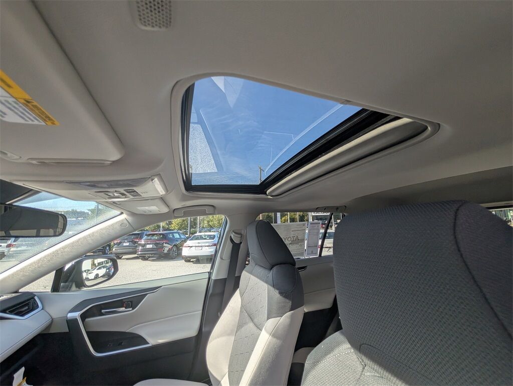 2025 Toyota RAV4 Hybrid XLE Cockeysville MD