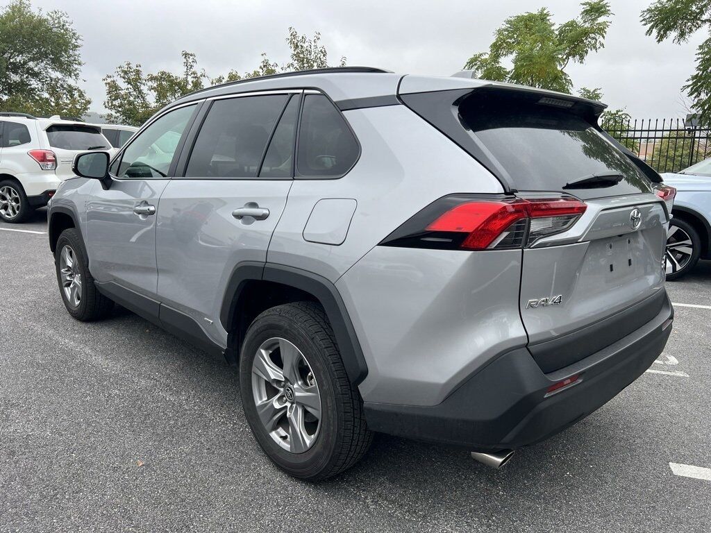 2025 Toyota RAV4 Hybrid XLE