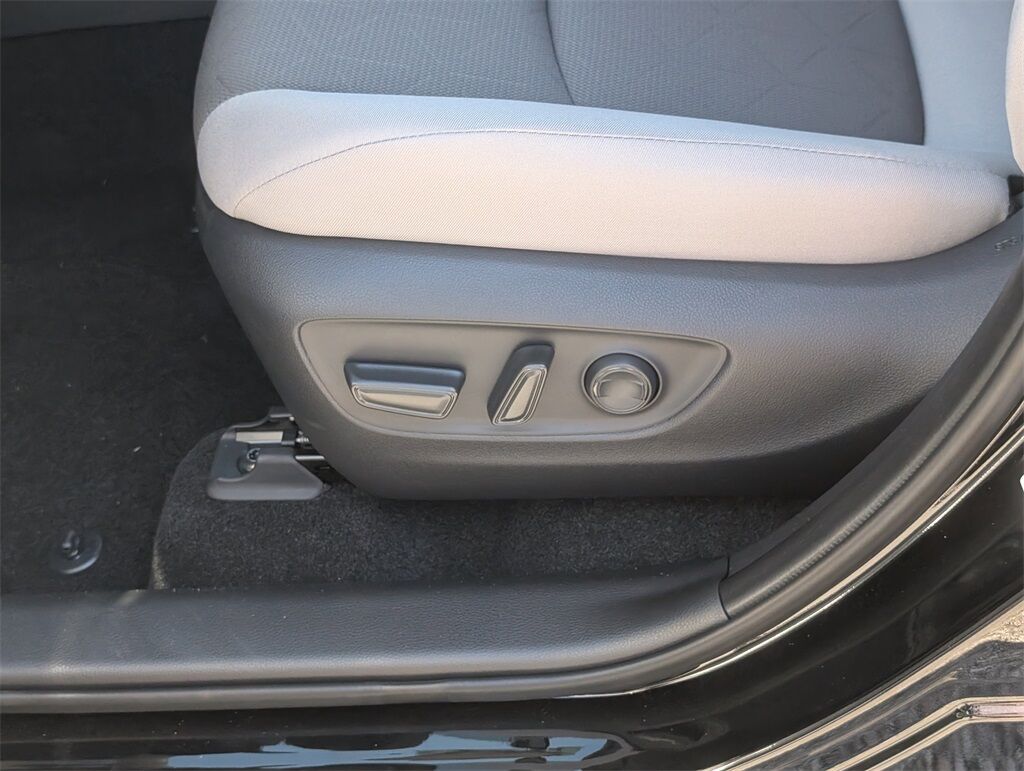 2025 Toyota RAV4 Hybrid XLE Cockeysville MD