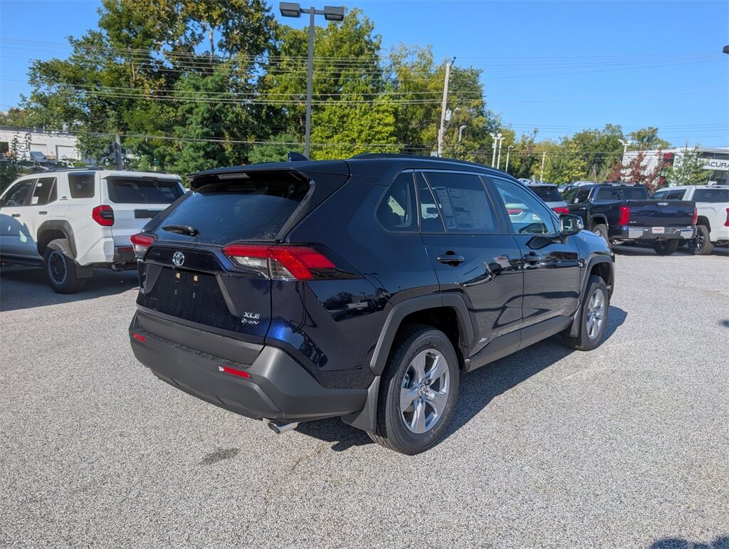 2025 Toyota RAV4 Hybrid XLE