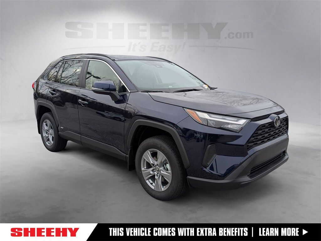 2025 Toyota RAV4 Hybrid XLE