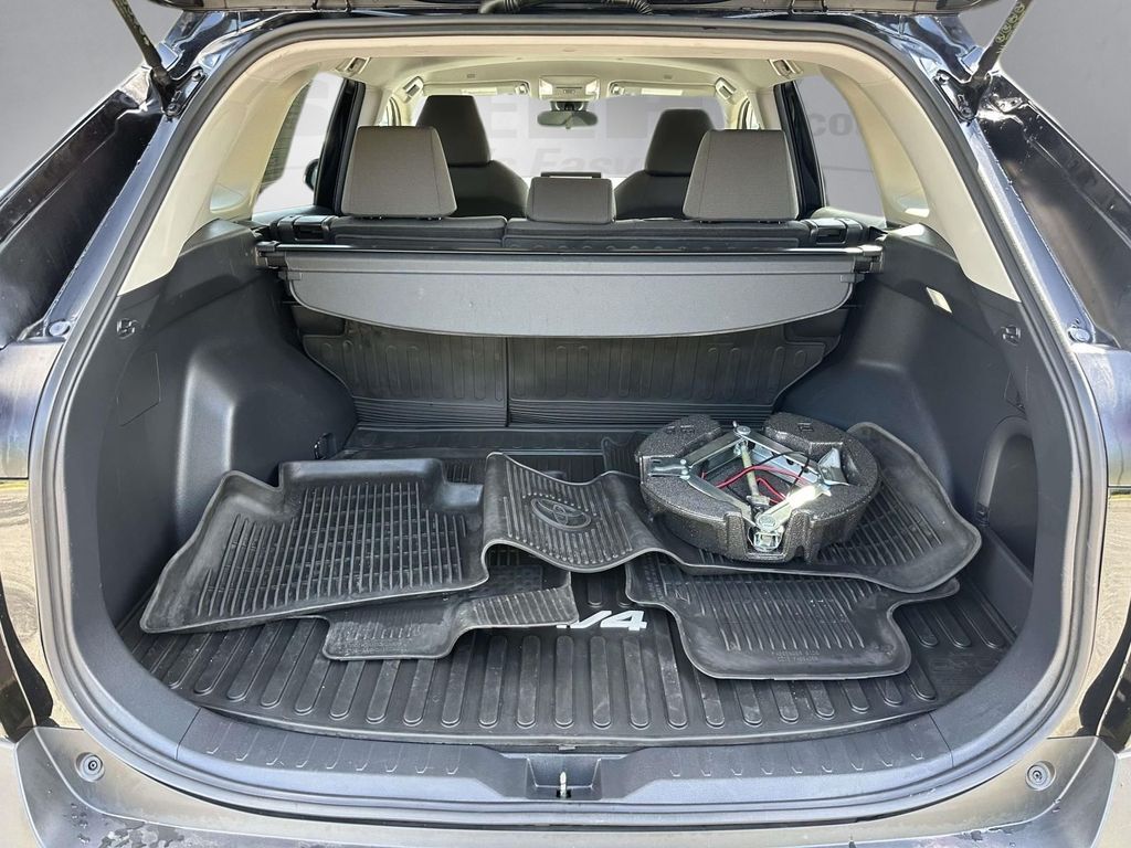 2025 Toyota RAV4 Hybrid XLE Cockeysville MD