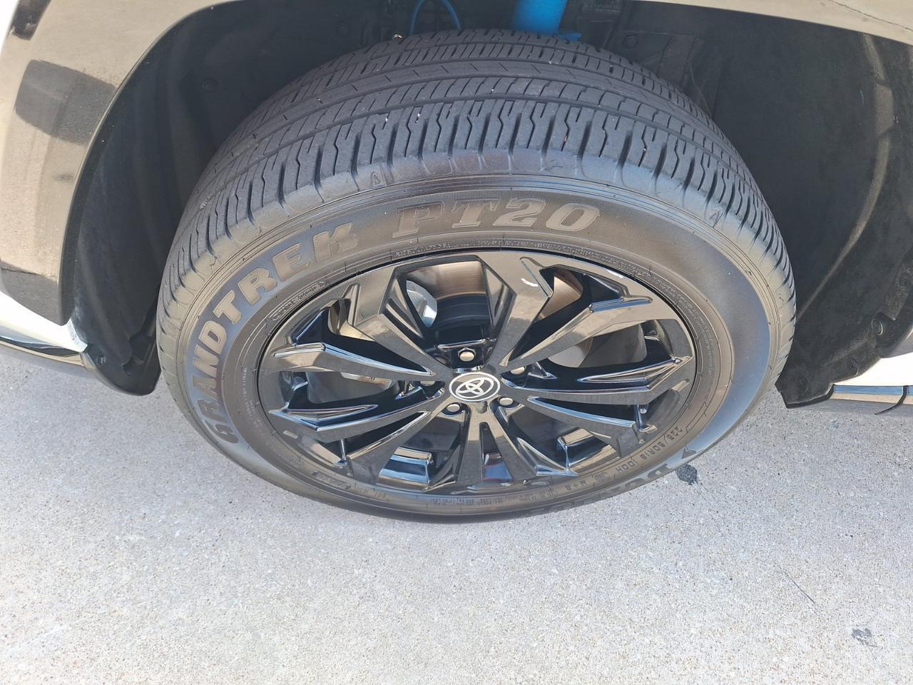 2025 Toyota RAV4 Hybrid XSE Hurst TX