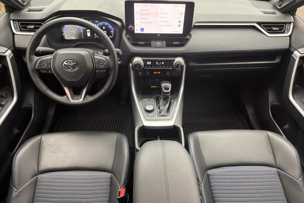 2025 Toyota RAV4 Hybrid XSE Roseville CA